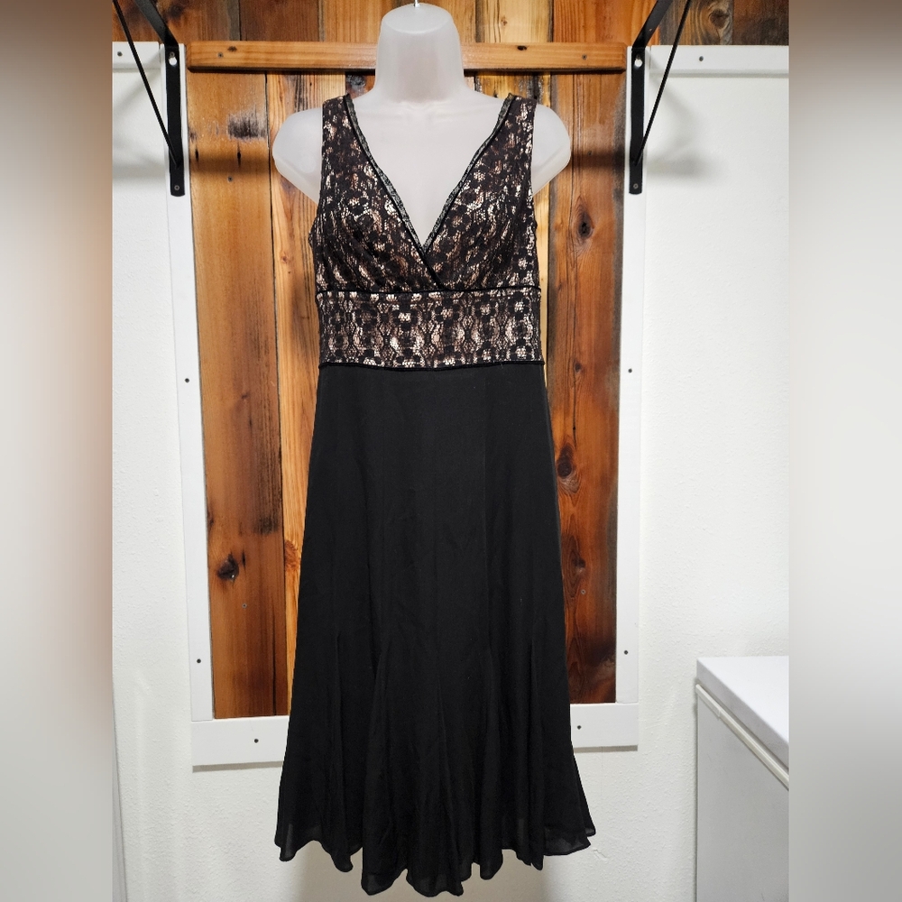 Elegant Black Lace Dress